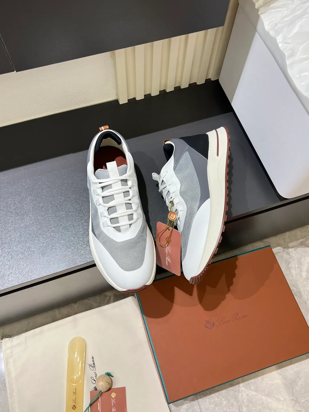 Men's men's shoes 💰p480 Loro men's shoes 💰piana niche classic jogging shoes, men's lace-up casual shoes and sneakers, high-quality lightweight and comfortable fabrics, suitable for outdoor leisure, the color scheme is young and energetic, and it looks great with sportswear or casual suits! Size: 38-44 (45 customized)